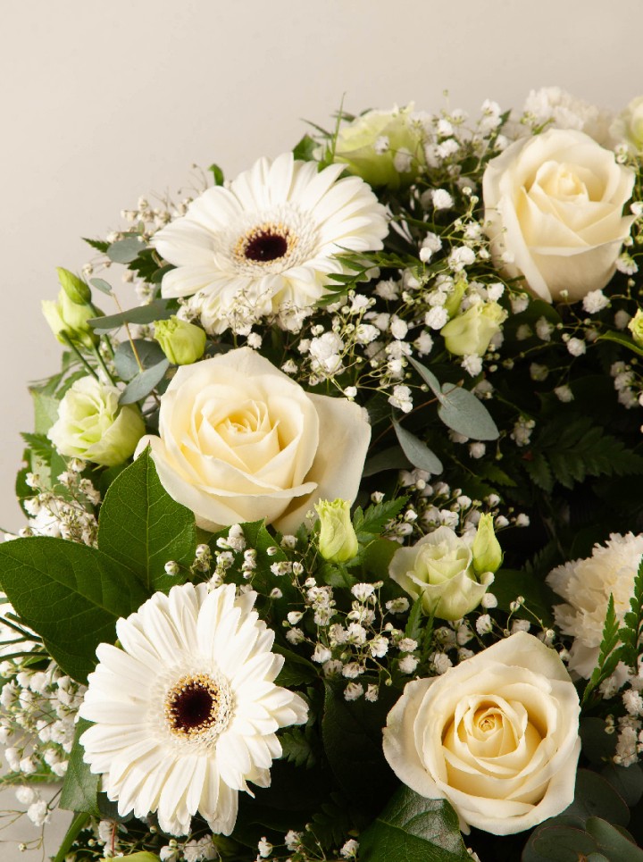 Sympathy Wreath White Sympathy Wreath White