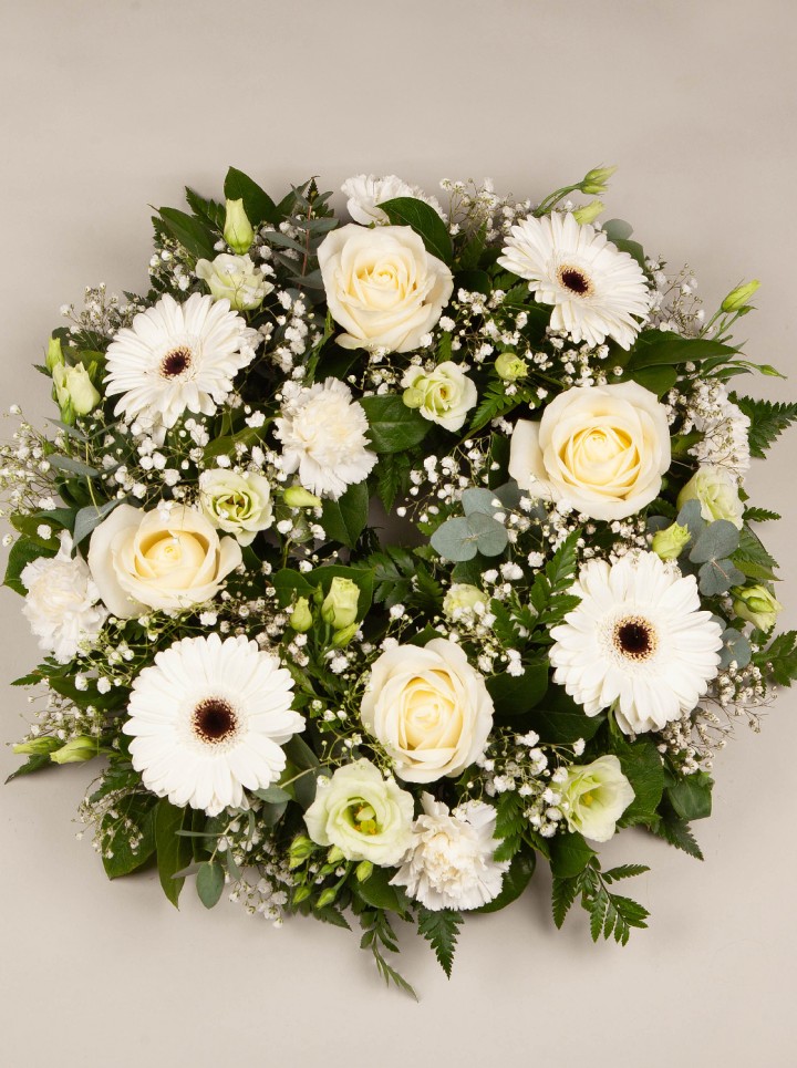 Sympathy Wreath White Sympathy Wreath White