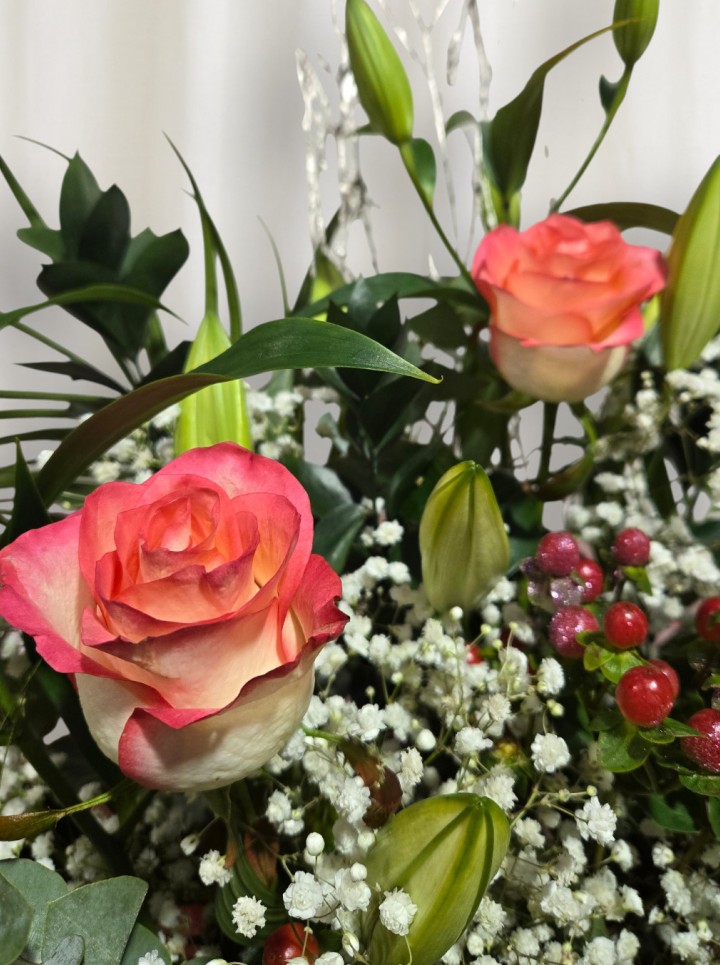 Rose Lily Bloom